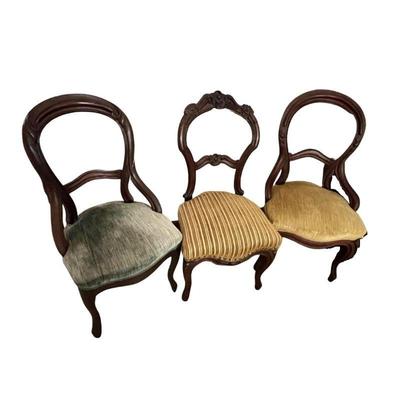 trio of Victorian balloon back side chairs