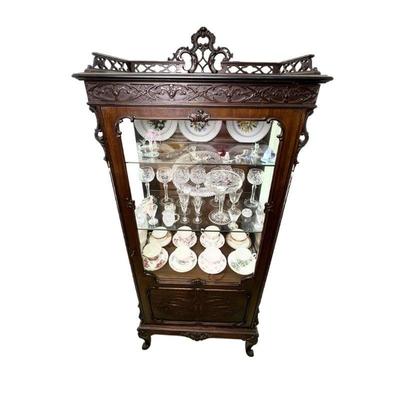 Edwards & Roberts of London antique mahogany curio cabinet, c. 1899