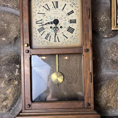 New England Clock Bristol, Conn. vintage pendulum clock
