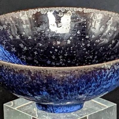 GERTRUDE AND OTTO NATZLER Crystalline Blue Glaze Pottery Bowl with Label
