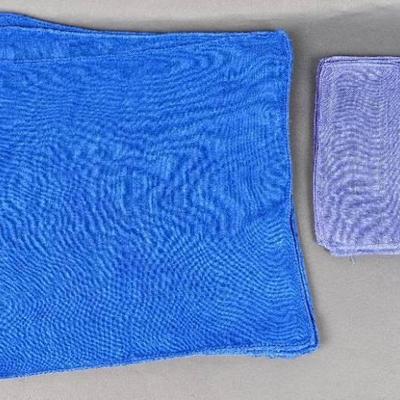 Vintage Linen Lovely Placemats and Fabric Cloths
