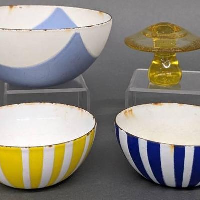 Three CATHERINEHOLM Zebra Small Enamelware Nesting Bowls and Art Glass Mushroom

