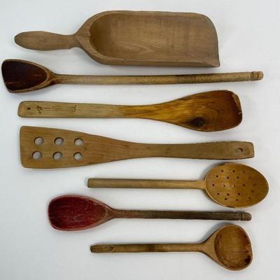 Antique Wooden Kitchen Accessories - 7 Pieces
