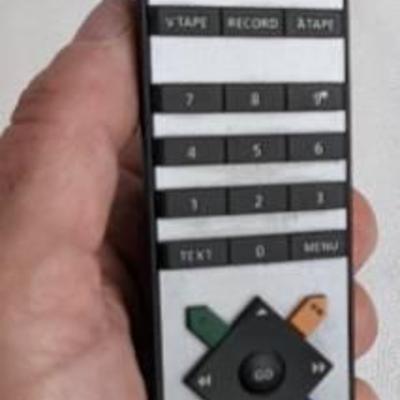 Bang and Olufsen Beo4 Remote Control from 2002 - Mark II Version with Manual
