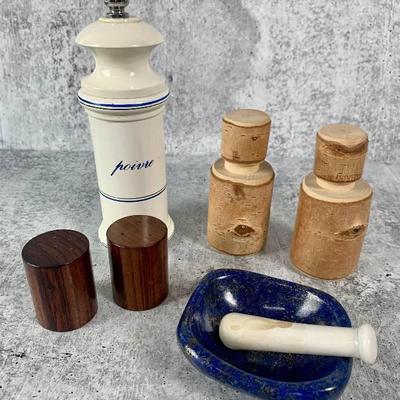Unique Vintage Salt & Pepper Shakers/Grinders
