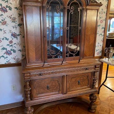 renaissance china hutch