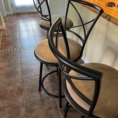 3 bar stools $50