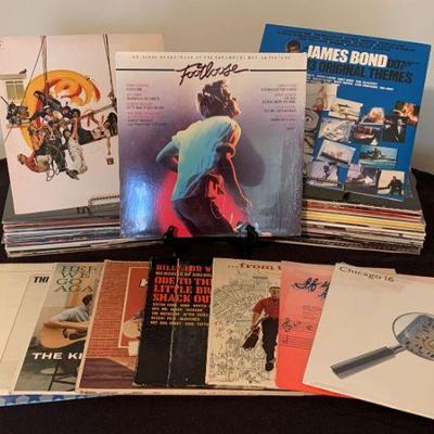 Vinyl Records Featuring Chicago https://ctbids.com/estate-sale/18696/item/1889514