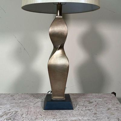POSSINI TWISTED BASE LAMP  |
Possini Euro Design 