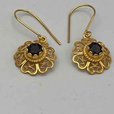 MKM421-18k Gold Earrings With Black Gemstone