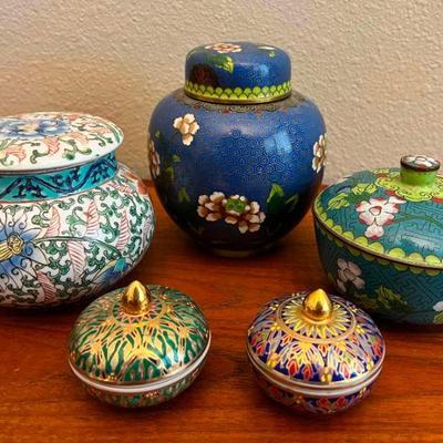 MKM210- Beautiful Vintage CloisonnÃ© Porcelain/Ceramic Jars
