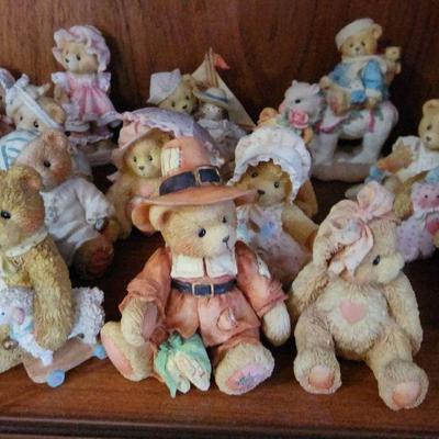 MKM183 Beary Beautiful Buddies - Collection of 30 Collectible Bears