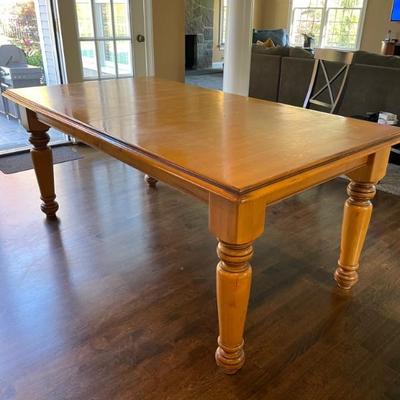 Pottery Barn Farmhouse dining table (with two leaf extensions) 40" W x 72" L x 30" H