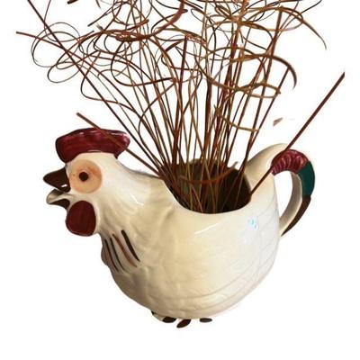 Vintage Shawnee Pottery Chantacleer Rooster Or Hen Form Tea Kettle