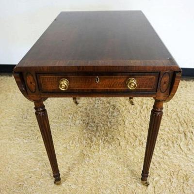 1271	HENEREDON DROPLEAF TABLE WITH BANDING, VENEER LOSS TO TABLE, L DRAWER. APPROXIMATELY 20 IN X 30 IN X 27 IN H
