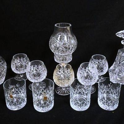 1021	LOT OF LEAD CRYSTAL GLASS INCLUDING ZWIESEL SHANON & ATLANTIS, TALLEST DECANTOR IS APPROXIMATELY 13 IN HIGH
