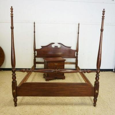 1250	MAHOGANY QUEEN SIZE BED & NIGHT STAND
