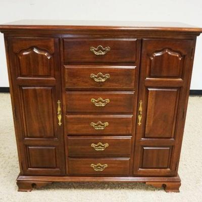 1248	THOMASVILLE 2 DOOR, 6 DRAWER MAHOGANY BACHELORS CHEST, APPROXIMATELY 50 IN X 20 IN X 50 IN H
