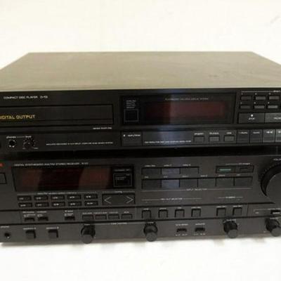 1292	KUXMAN R-117 STEREO AND LUXMAN D-112 CD PLAYER, UNTESTED AND SOLD AS IS

