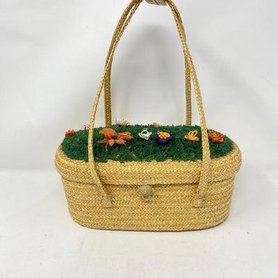  Adorable Woven Handbag w/ Grass and Floral Top