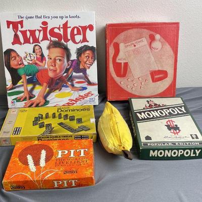 Classic Games Twister new! Pit Bananagrams Vintage Monopoly