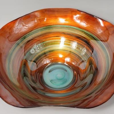 Art Glass Centerpiece Bowl w/ 17in Diameter