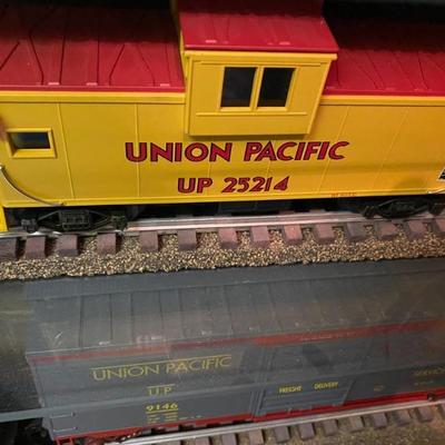 MTH Union Pacific