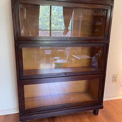 Great display cabinet