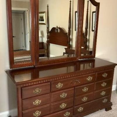 Dresser with Threefold Vanity Mirror