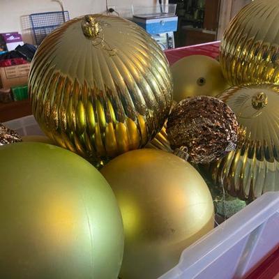 Large Outdoor Christmas Ornaments 