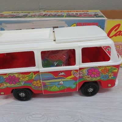 Volkswagon Hippy Van, Barbie doll