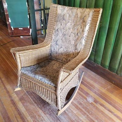Large wicker rocking chair, vintage, great condition