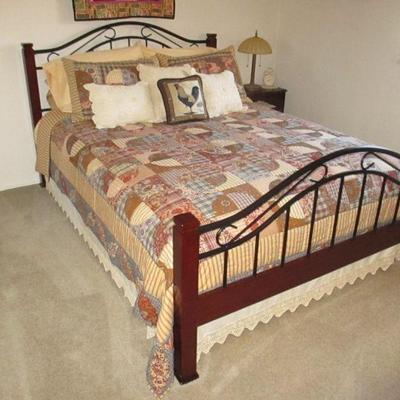 Queen Bed ~ Linens  