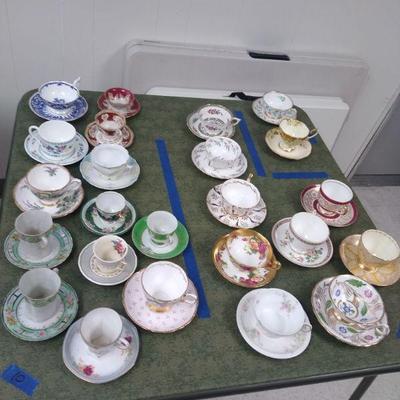 Great collection of vintage china teacups.