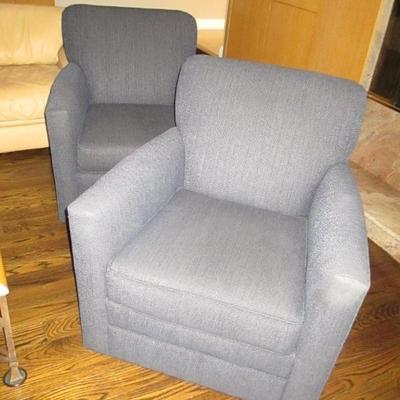 Stone & Leigh Pair of Accent Arm Chair Seating  