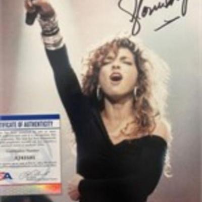 Gloria Estefan signed photo
