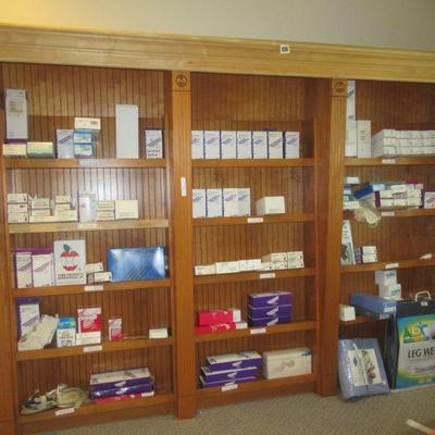 CUSTOM BUILT BOOKCASE UNIT THAT MEASURES 122 X 16 X 86 EXPERT REMOVAL REQUIRED!