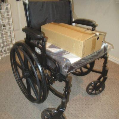 PROBASICS MANUAL WHEELCHAIR WITH ACCESSORIES