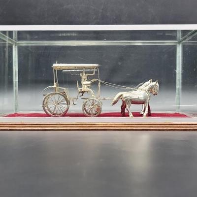 Vintage 800 TOM Silver Horse & Carriage in Display