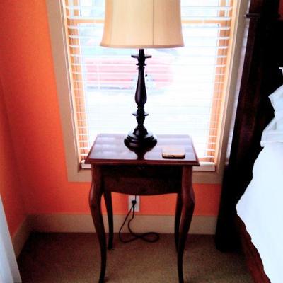 Small end table
Lamp