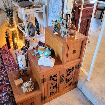 This is top to stair cabinet