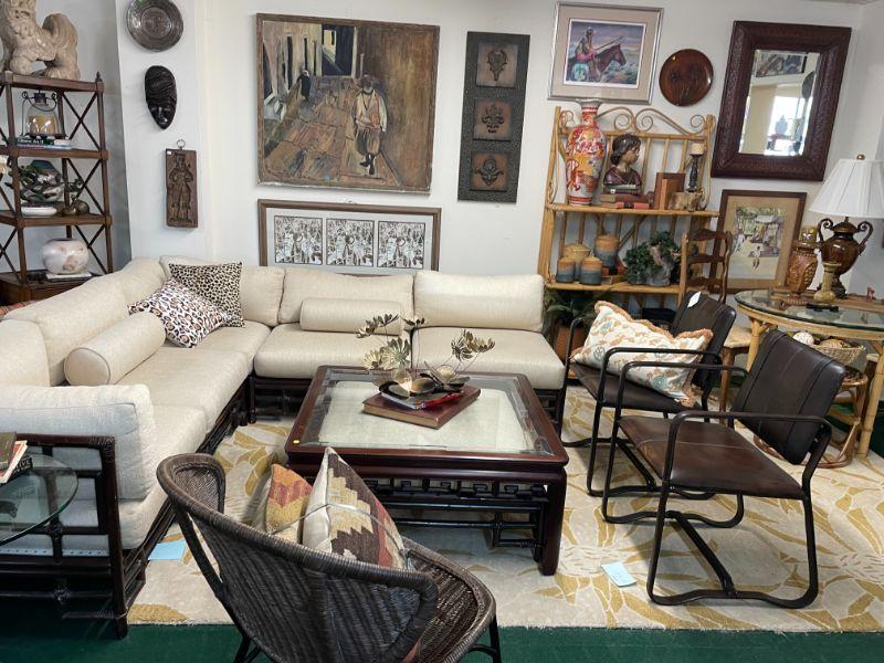 KICKING OFF THE HOLIDAYS IN HAVERTOWN MULTI ESTATE LIQUIDATION EVENT