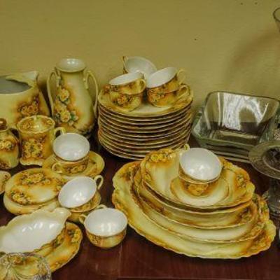 Haviland china and numerous other makers of china.