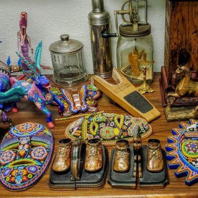 Native American Kachina dolls. Native American & Hispanic wooden art figures.