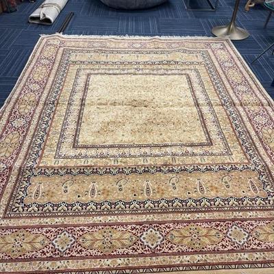 Persian Rug 10x8 
Beautiful and great condition, $500.00