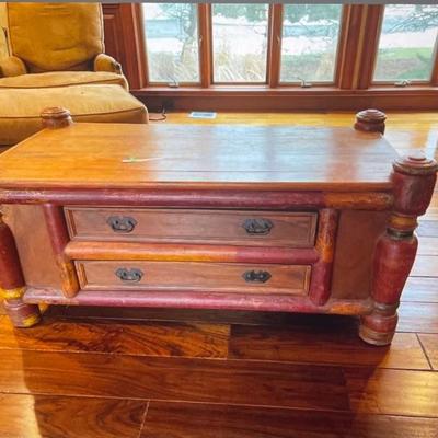 Painted 4 drawer coffee table, 2 functioning drawers in either side, heavy and well made,  
49W x 27D $300.00