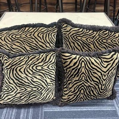 Black zebra print pillow 
2 18x18 35.00 each 
2 24x24 50.00 each 
