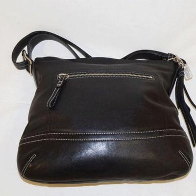 1065	COACH SOFT LEATHER BAG, APPROXIMATELY 12 1/2 IN L X 12 IN H 
