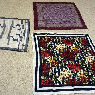 1140	3 SCARVES INCLUDING PERRY ELLIS, VERSACE, ADOLFO, CALL WITH CONDITION QUESTIONS
