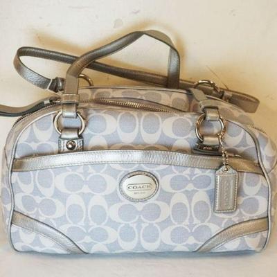 1028	COACH SIGNATURE SILVER BAG, APPROXIMATELY 12 IN L X 8 IN H X 5 IN 
